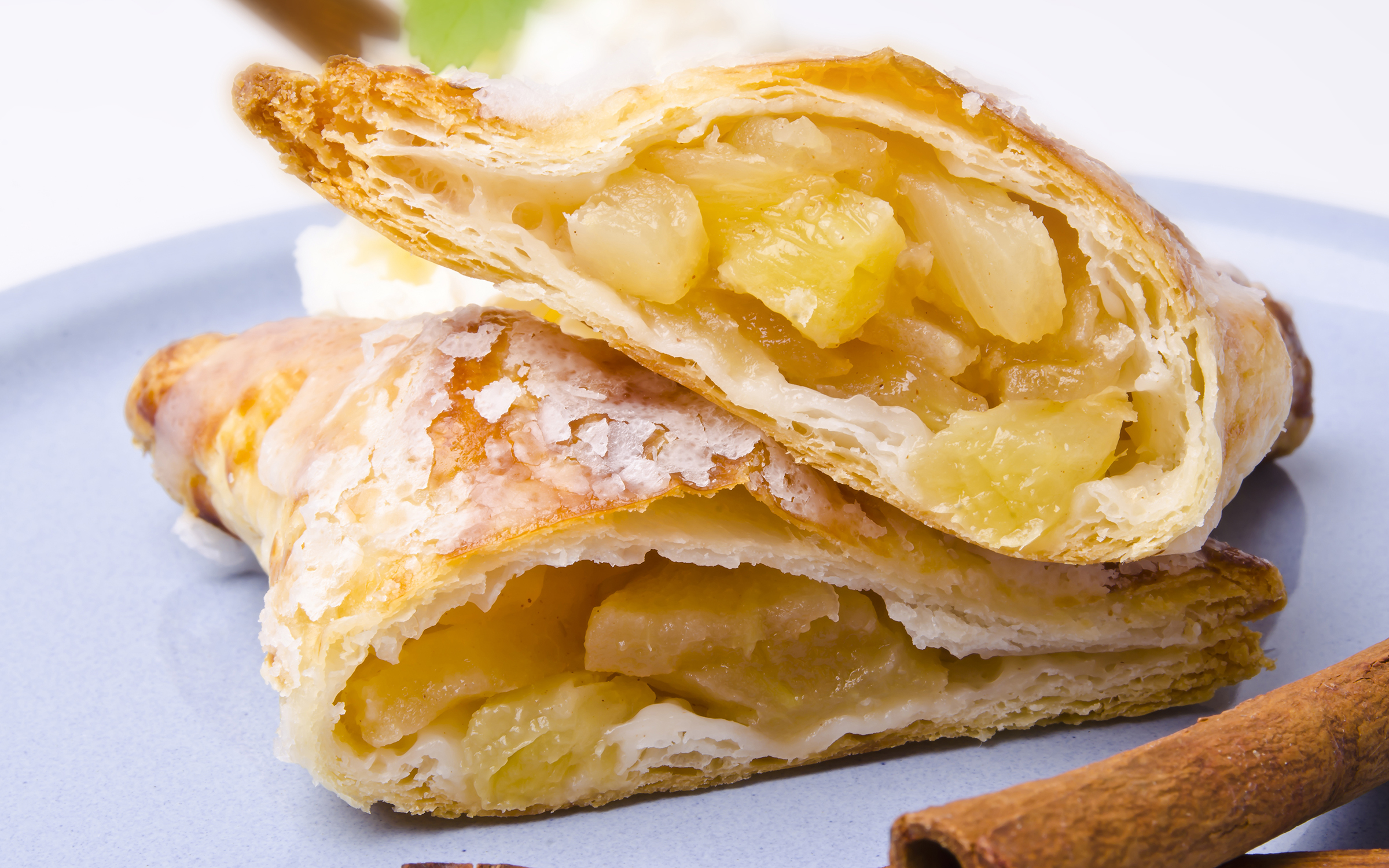 national apple turnover day 2021